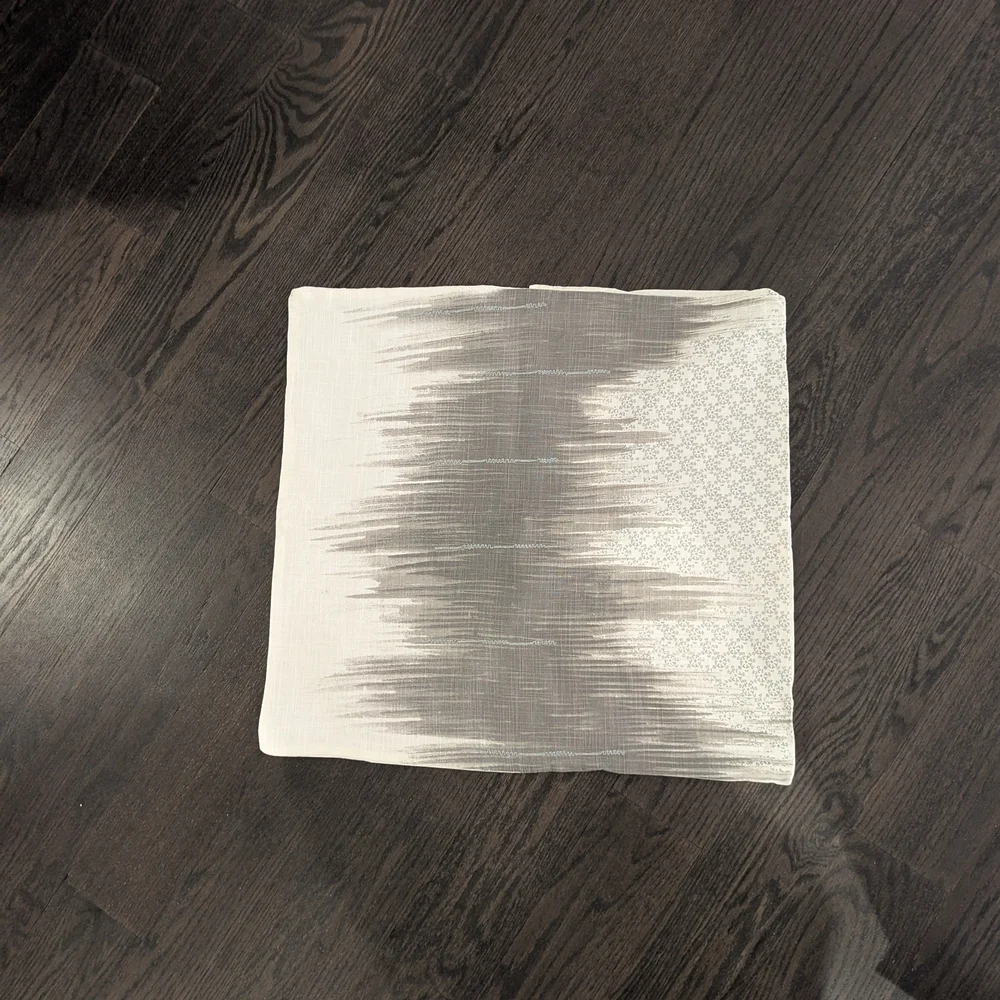 EUC West Elm Cream Beige Abstract Streak Pattern Square Sham Set of 2